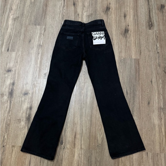 NWT Ganni Black Denim Jeans Betty Slim Flare fit high rise size-26/32